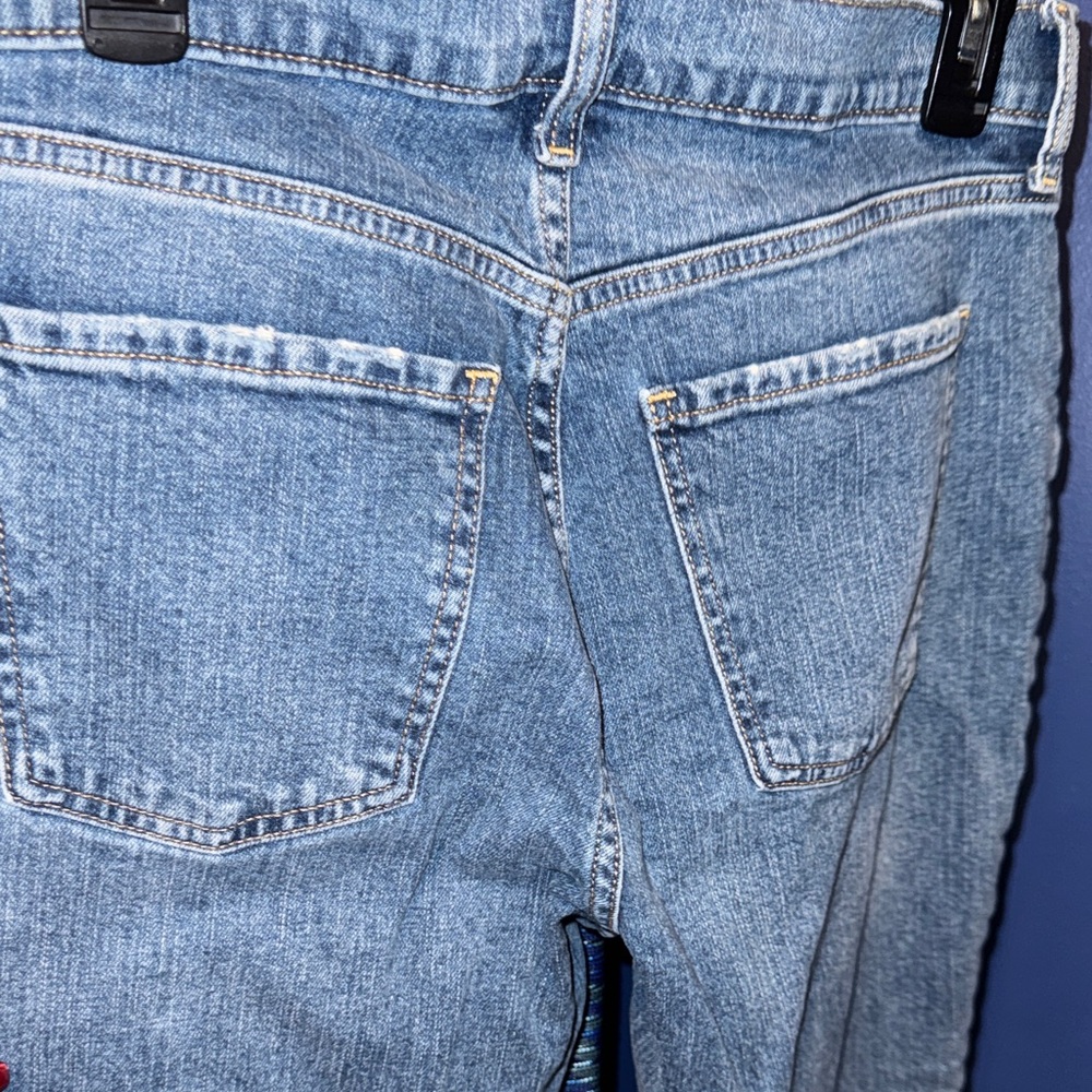 Old Navy -Mid-Rise Distressed Boyfriend Jeans – Size 6 - Picture 13 of 15
